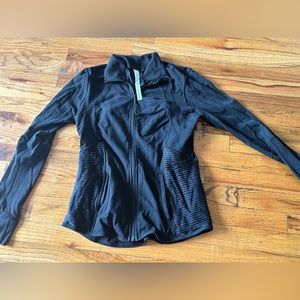 Lululemon size 10 Define run jacket - gently worn!